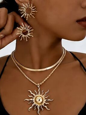 Radiant Boho Sunburst Set Golden Double-Layer Necklace & Hollow Sun Earrings